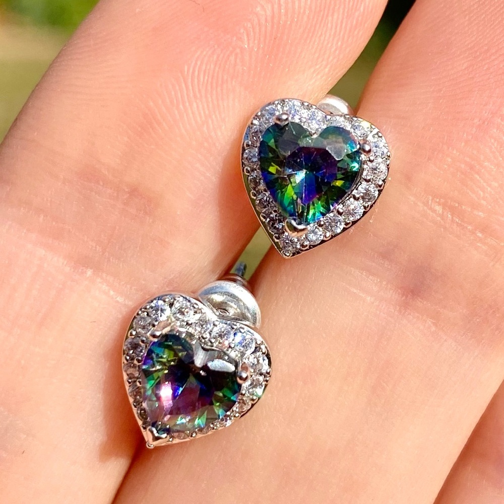 NEW 925 Sterling Silver ❤️ Heart Earrings - Picture 1 of 3